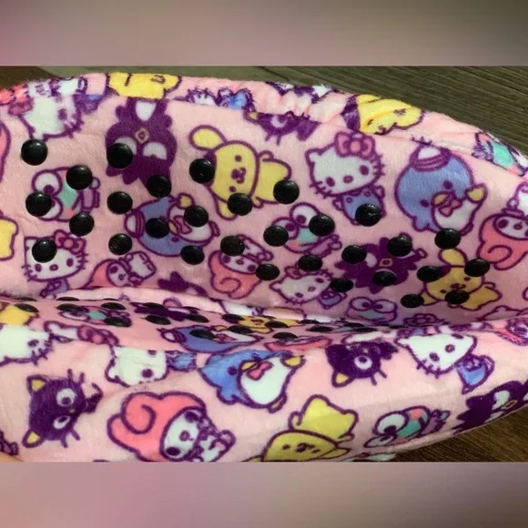 Hello Kitty & Friends Fuzzy - NEW - Picture 3 of 5